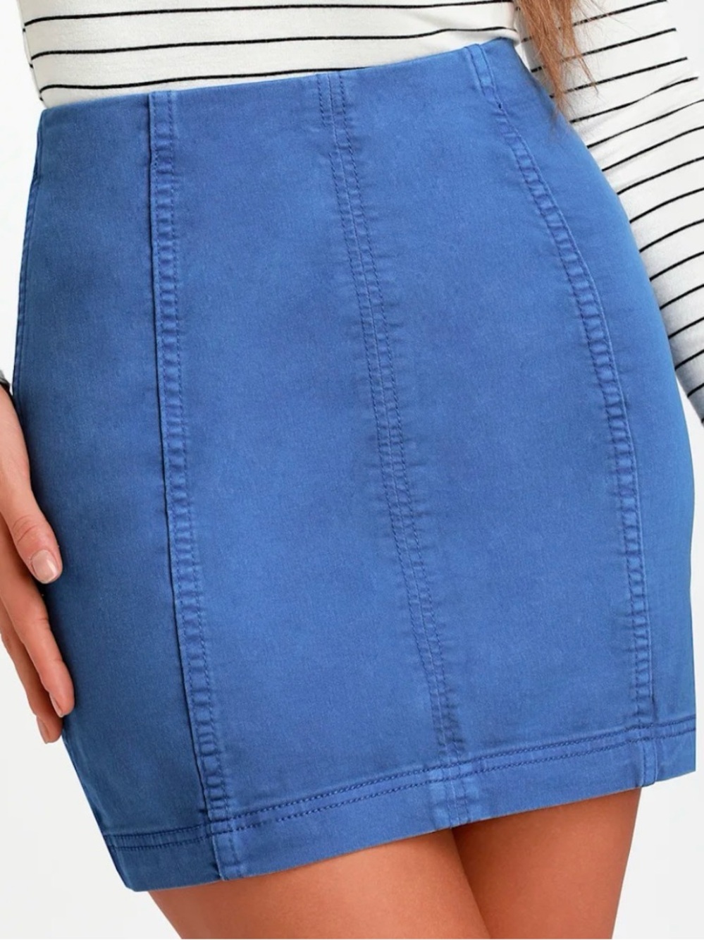 Free People Stretxh Modern Femme Blue “ denim “ Mini Skirt Size 0